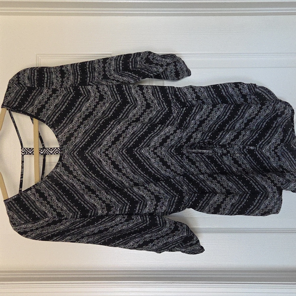 Maurices Black & White Women's Tunic Top W/ Elastic Cinch Waist, Size S, LNWOT